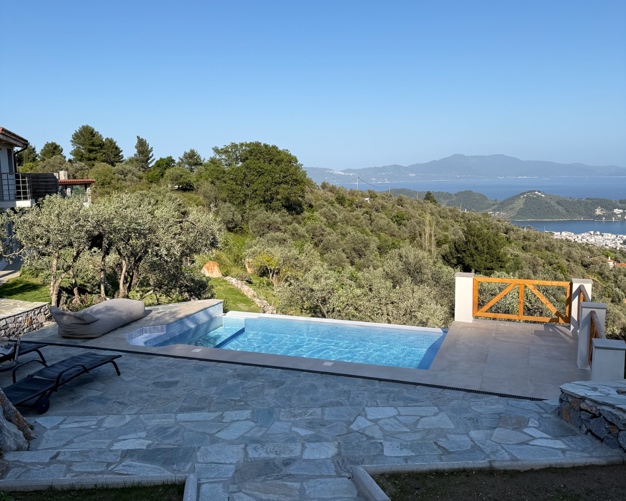 Small Villa Bella - SkySea Resort bella2